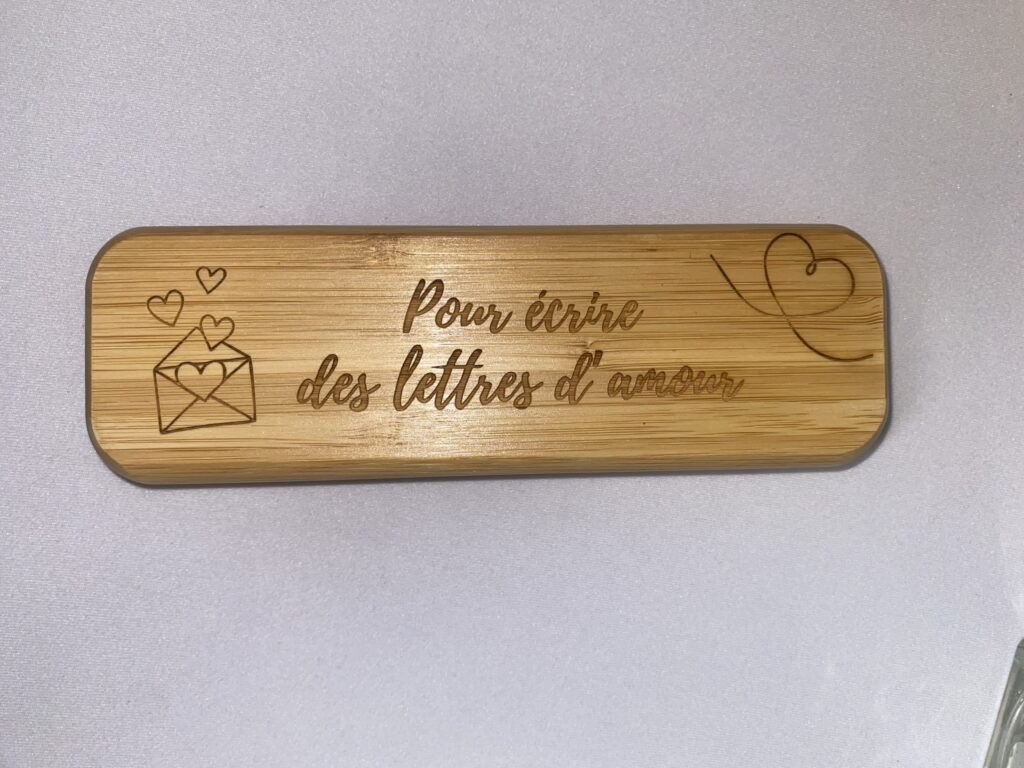 stylo en bois