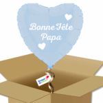 Un ballon en forme de cœur, de couleur bleu pastel , avec deux motifs en cœur blanc, et écrit "Bonne Fête Papa" en blanc